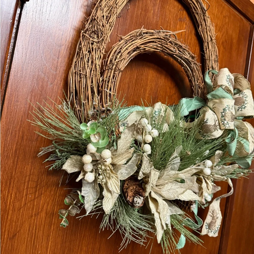 Signature Rustic Holiday Wreath with Bow deer design